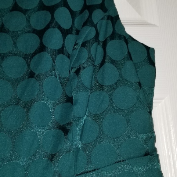 💤👋Green silk skater dress key hole back opening - Picture 2 of 5
